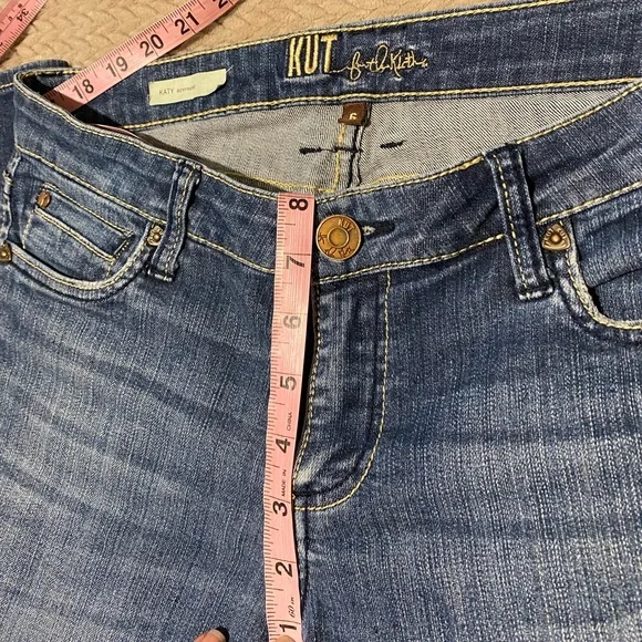 Kut from the Kloth Katy Boyfriend Jeans - Picture 7 of 9